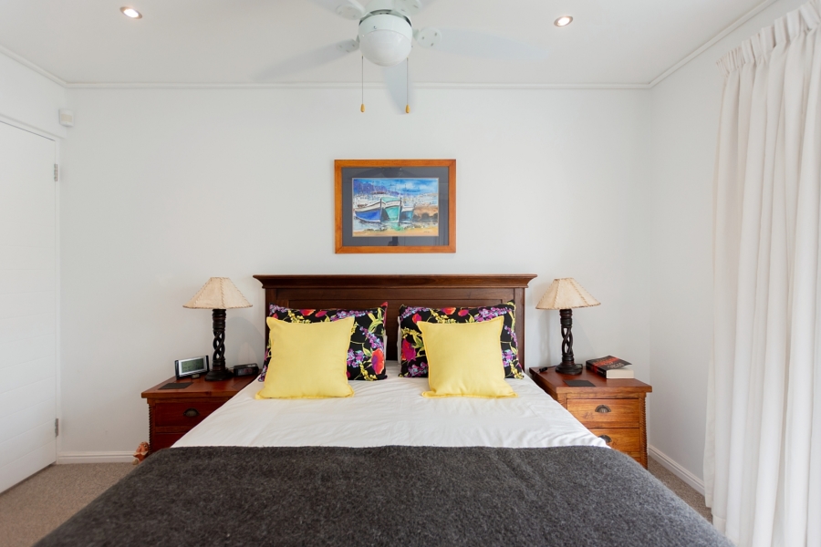 3 Bedroom Property for Sale in Golden Mile Western Cape